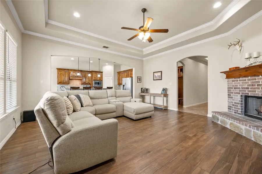 116 Camouflage Circle, Willow Park, TX 76008 - #2