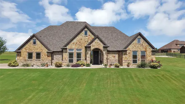 220 Pinnacle Peak Lane, Weatherford, TX 76087
