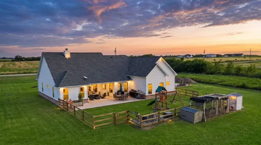 5692 County Road 1093, Celeste, TX 75423 - #3
