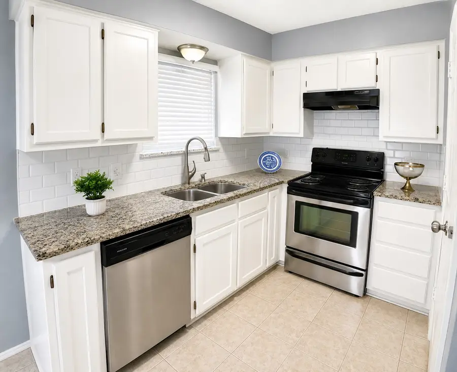 289 Casie Court, Denton, TX 76207 - #2