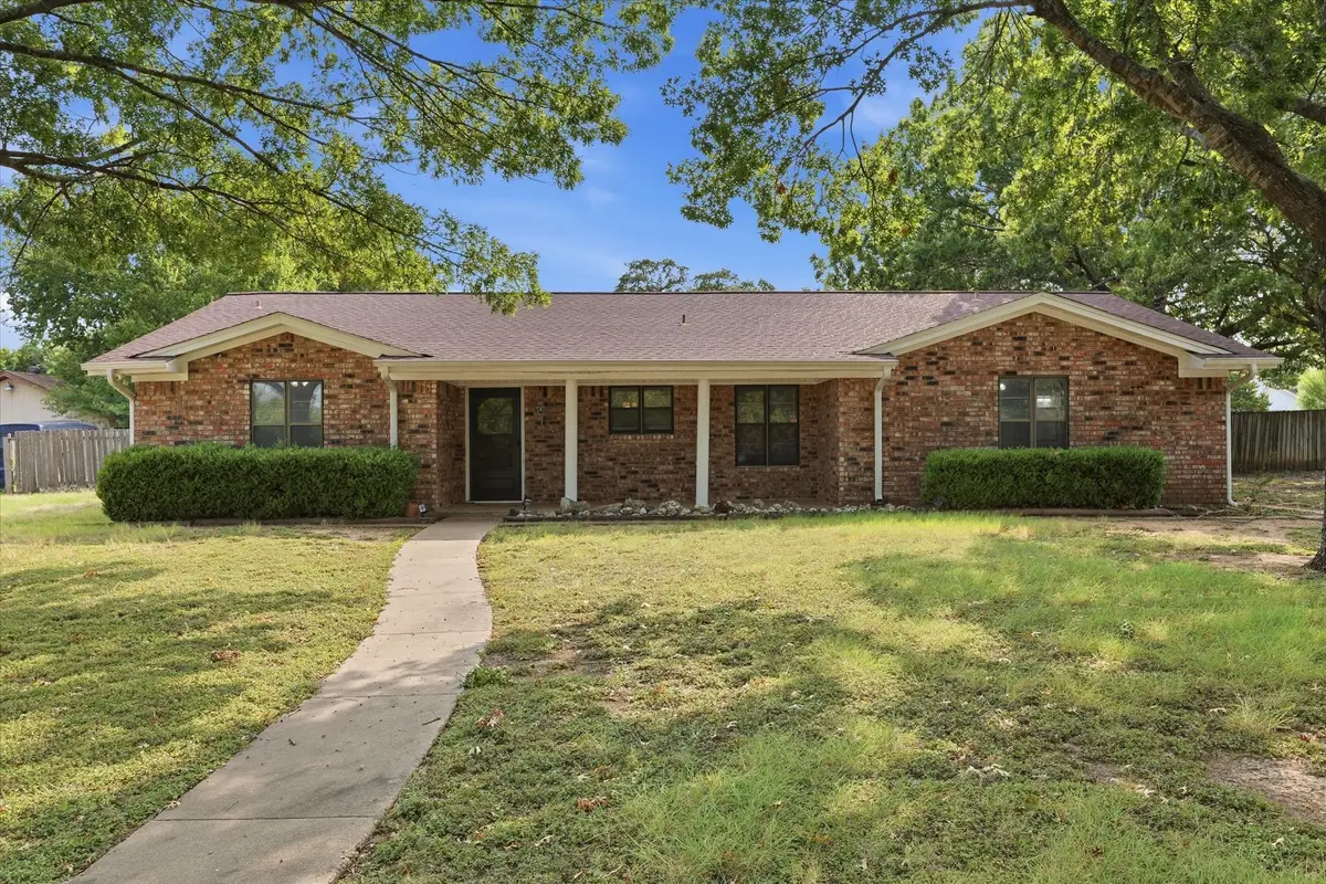 140 Towne West Drive, Lorena, TX 76655 - #1