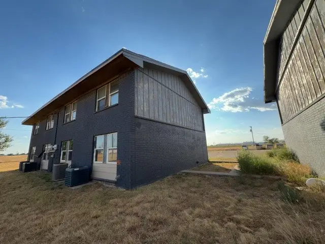 105 Pecos Place, Plainview, TX 79072 - #3