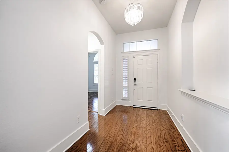 9718 Wolf Creek Drive, Irving, TX 75063 - #3