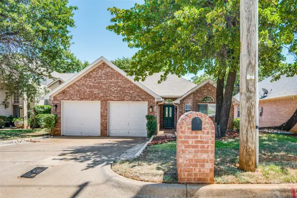 1521 Morrison Drive, Fort Worth, TX 76112