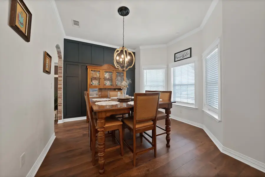 1216 N Elm Street, Weatherford, TX 76086 - #2