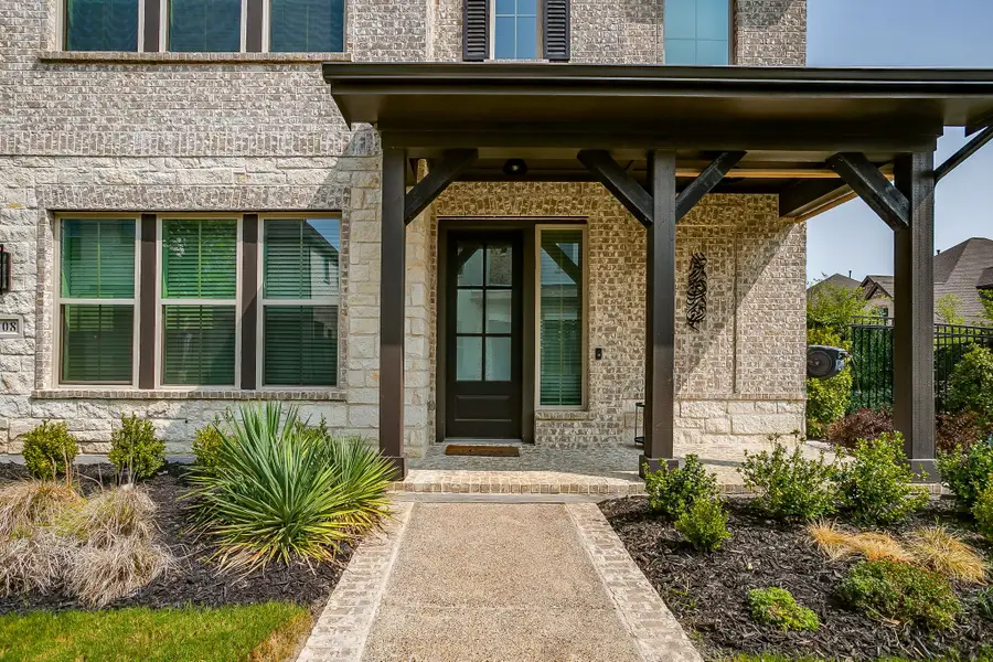 708 Pheasant Run Street, Arlington, TX 76005 - #2