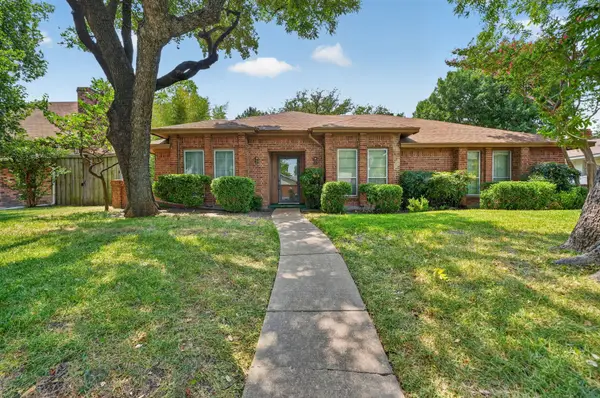 1913 Westcreek Drive, Garland, TX 75042