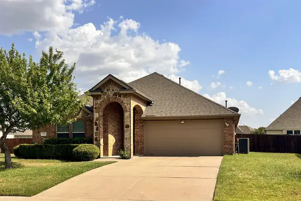 3105 Clear Springs Drive, Forney, TX 75126