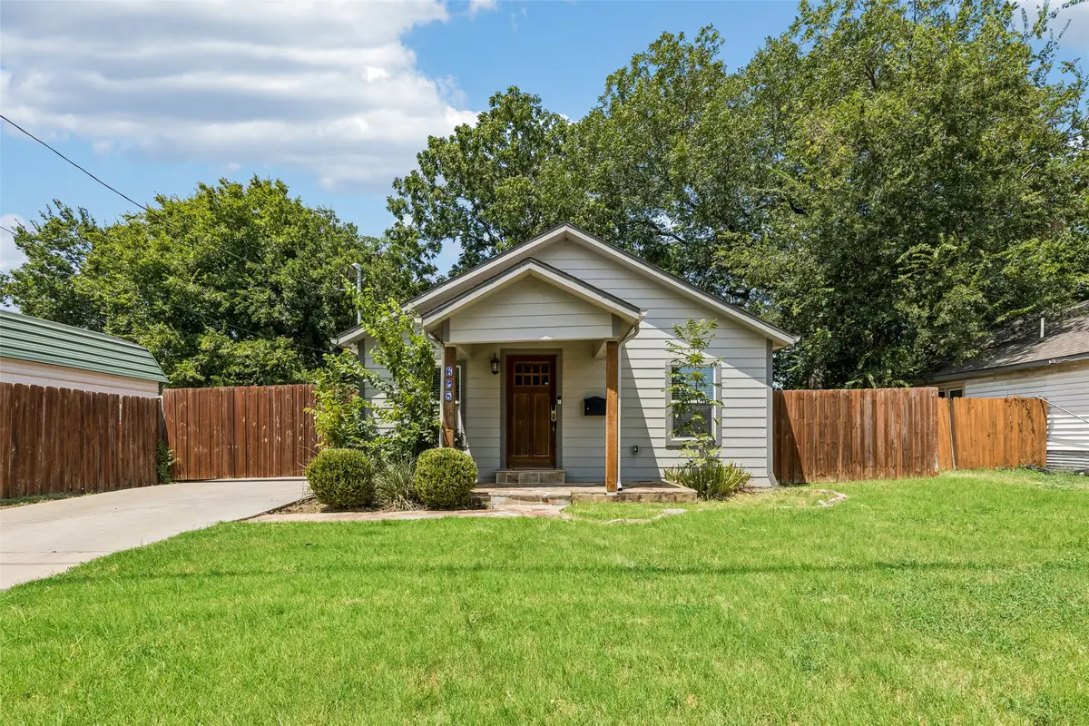 605 E Graham Street, McKinney, TX 75069 - #1