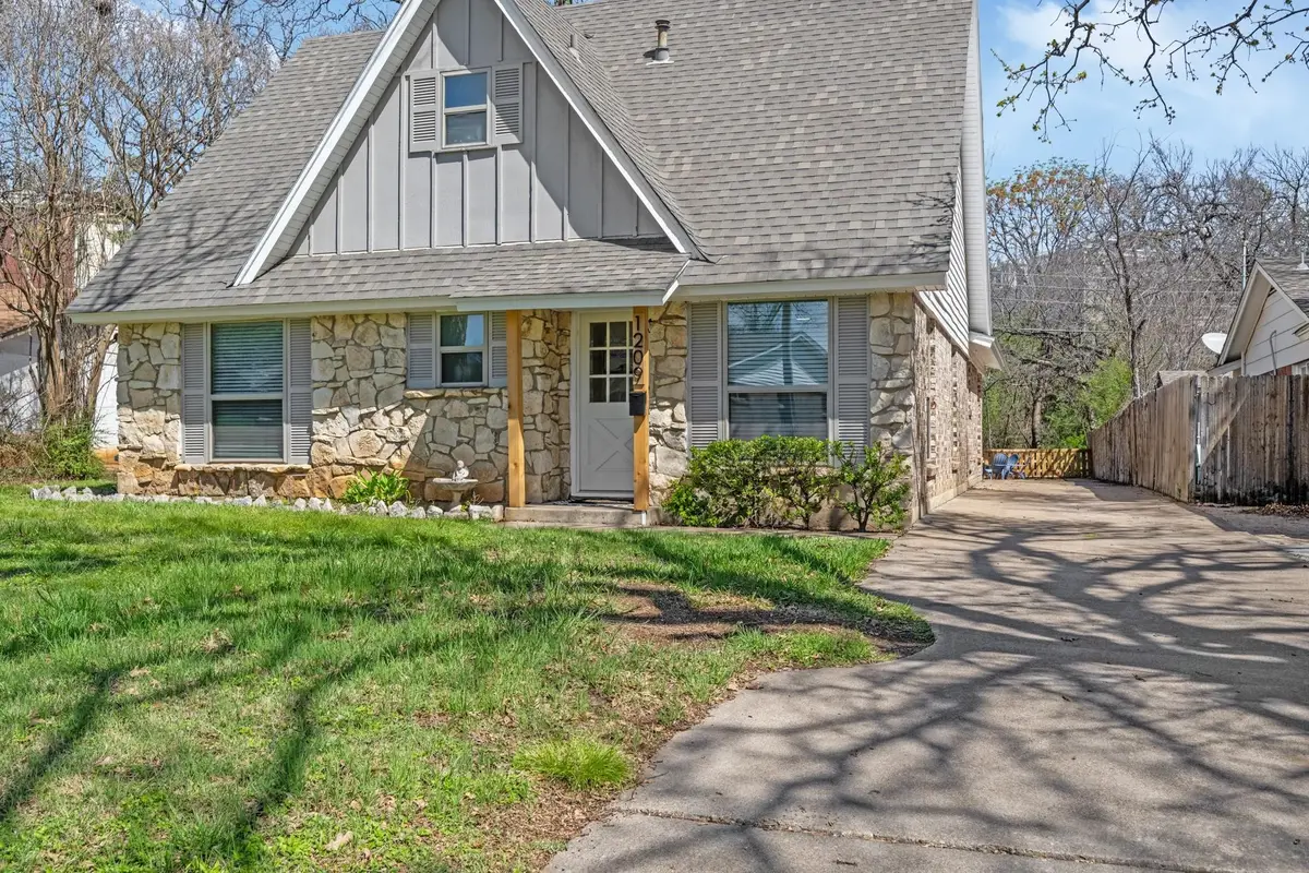 1209 Wildwood Drive, Arlington, TX 76011 - #1