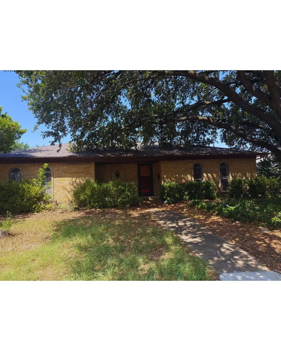 7315 Hunnicut Road, Dallas, TX 75227 - #2