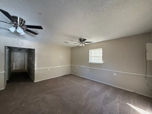 1480 10th Street Ne, Paris, TX 75460 - #2