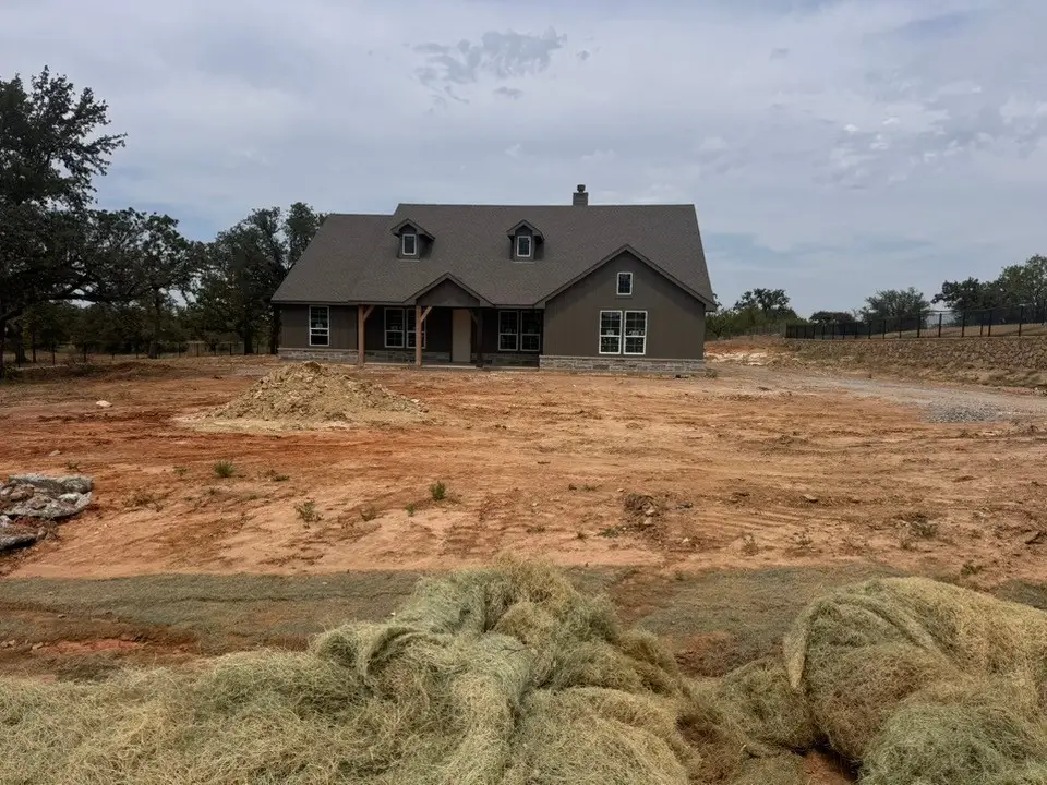 205 Oak Grove Way, Springtown, TX 76082 - #1