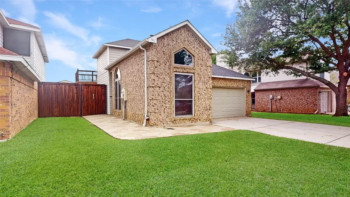 911 Azalia Drive, Lewisville, TX 75067 - #1