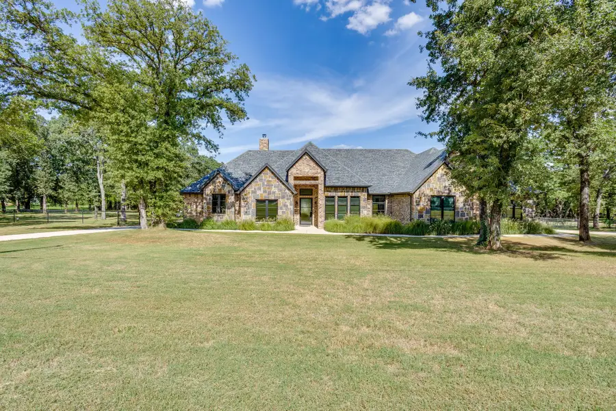 3131 Trailwood Drive E, Burleson, TX 76028 - #2