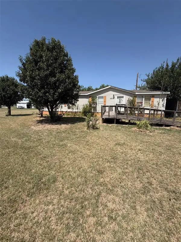 12316 Poppy Court, Justin, TX 76247