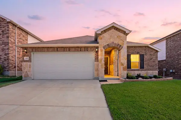 9112 Settlers Peak Road, Fort Worth, TX 76179