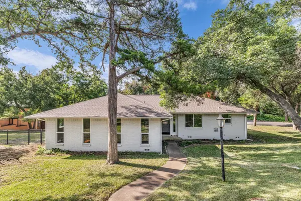 9730 Timberview Drive, Woodway, TX 76712