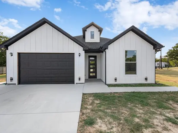 1119 20th Street, Bridgeport, TX 76426