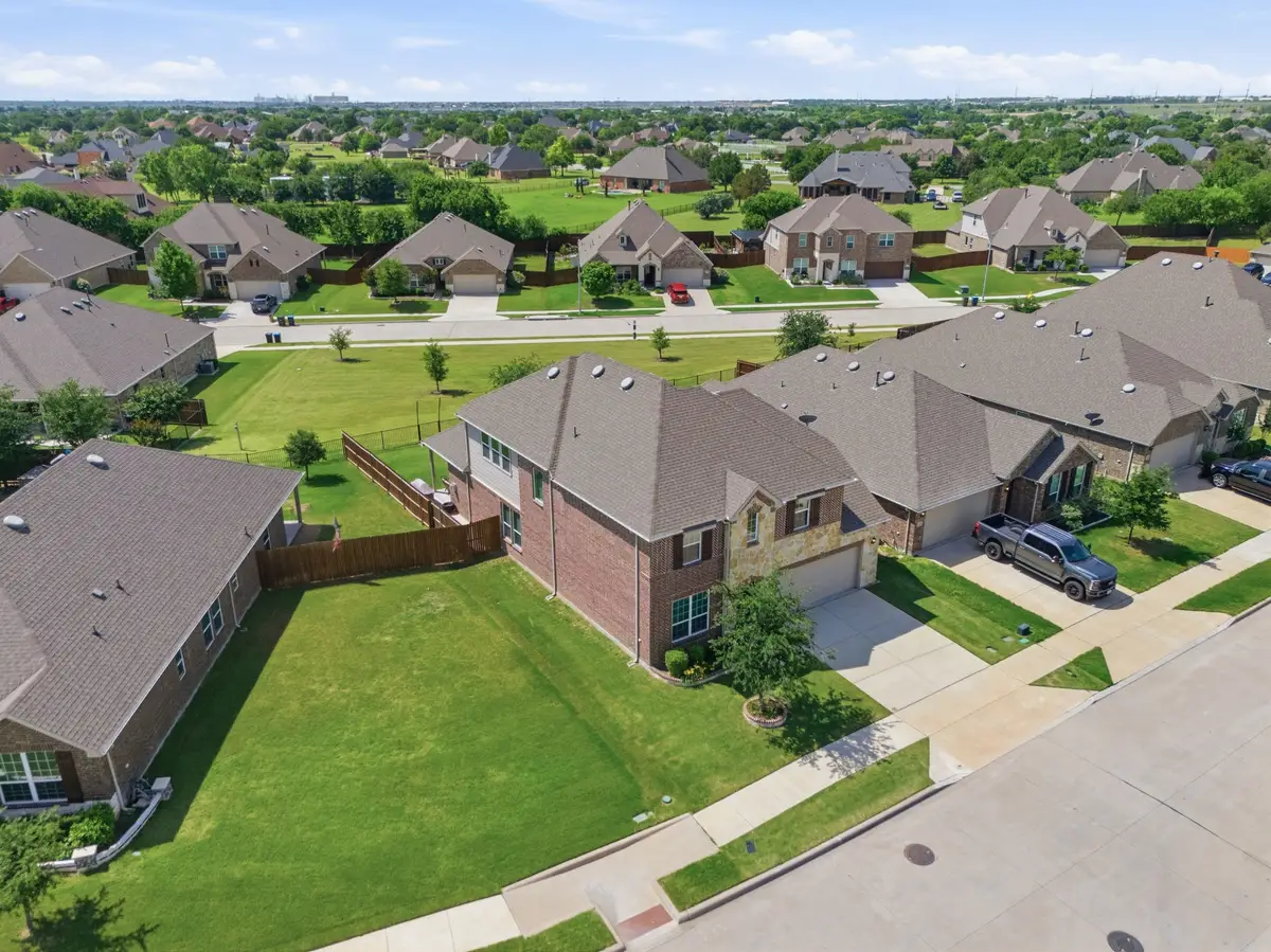 1101 Pinnacle Breeze Drive, Fort Worth, TX 76052 - #1