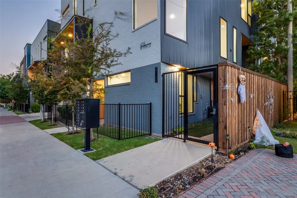 426 W 9th Street #105, Dallas, TX 75208 - #1