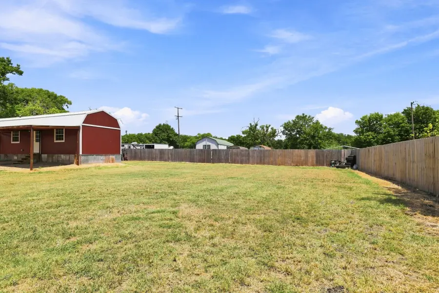 933 Scott, Honey Grove, TX 75446 - #3