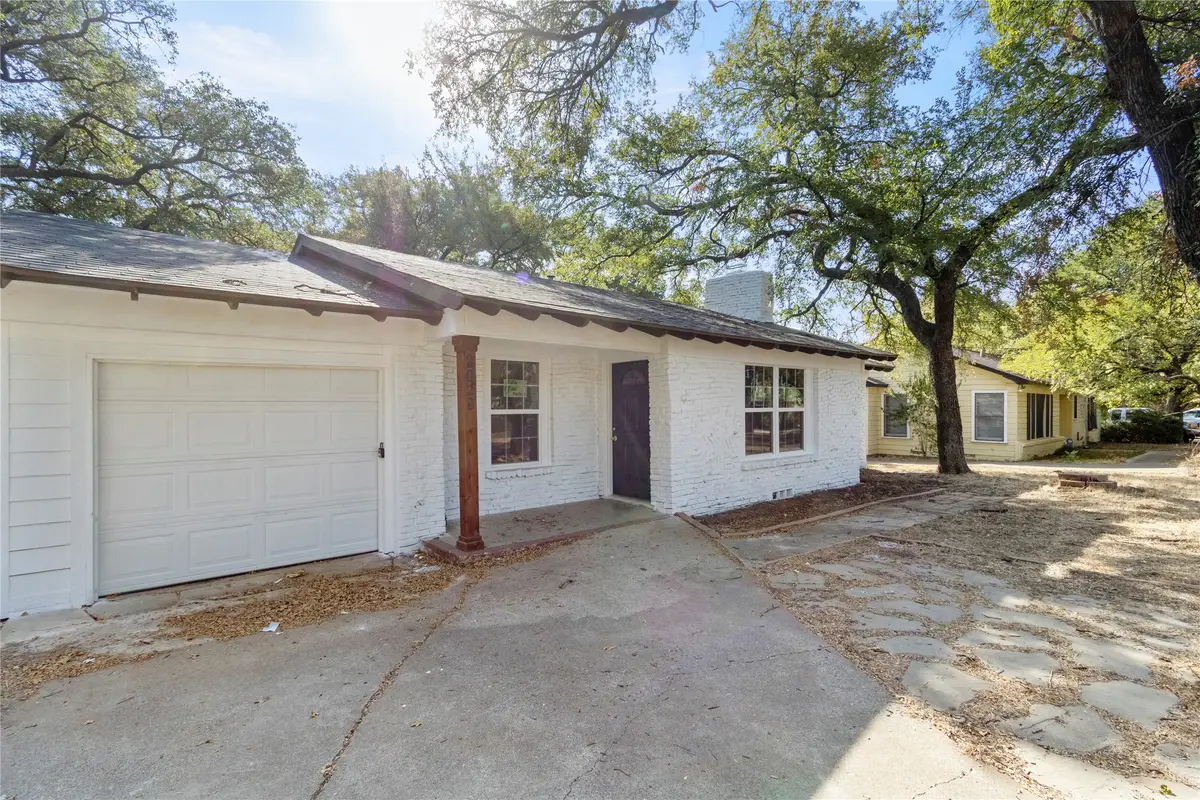2029 Lynnhaven Road, Fort Worth, TX 76103 - #1
