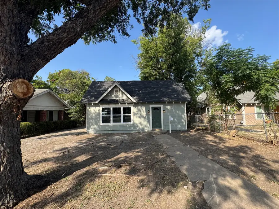 1613 N 15th Street, Waco, TX 76707 - #2