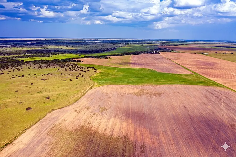 10157 N Cr 129, Harrold, TX 76364 - #2