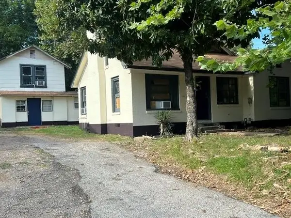237 E Culver-wrong Street, Longview, TX 75602