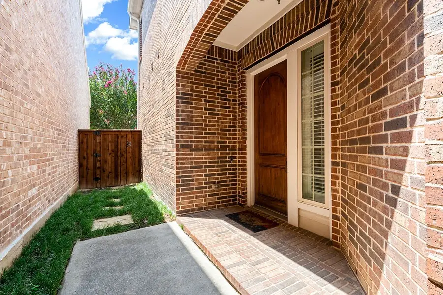 2225 Cameron Crossing, Grapevine, TX 76051 - #2