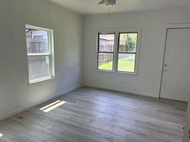2734 Burchill Road, Fort Worth, TX 76105 - #2