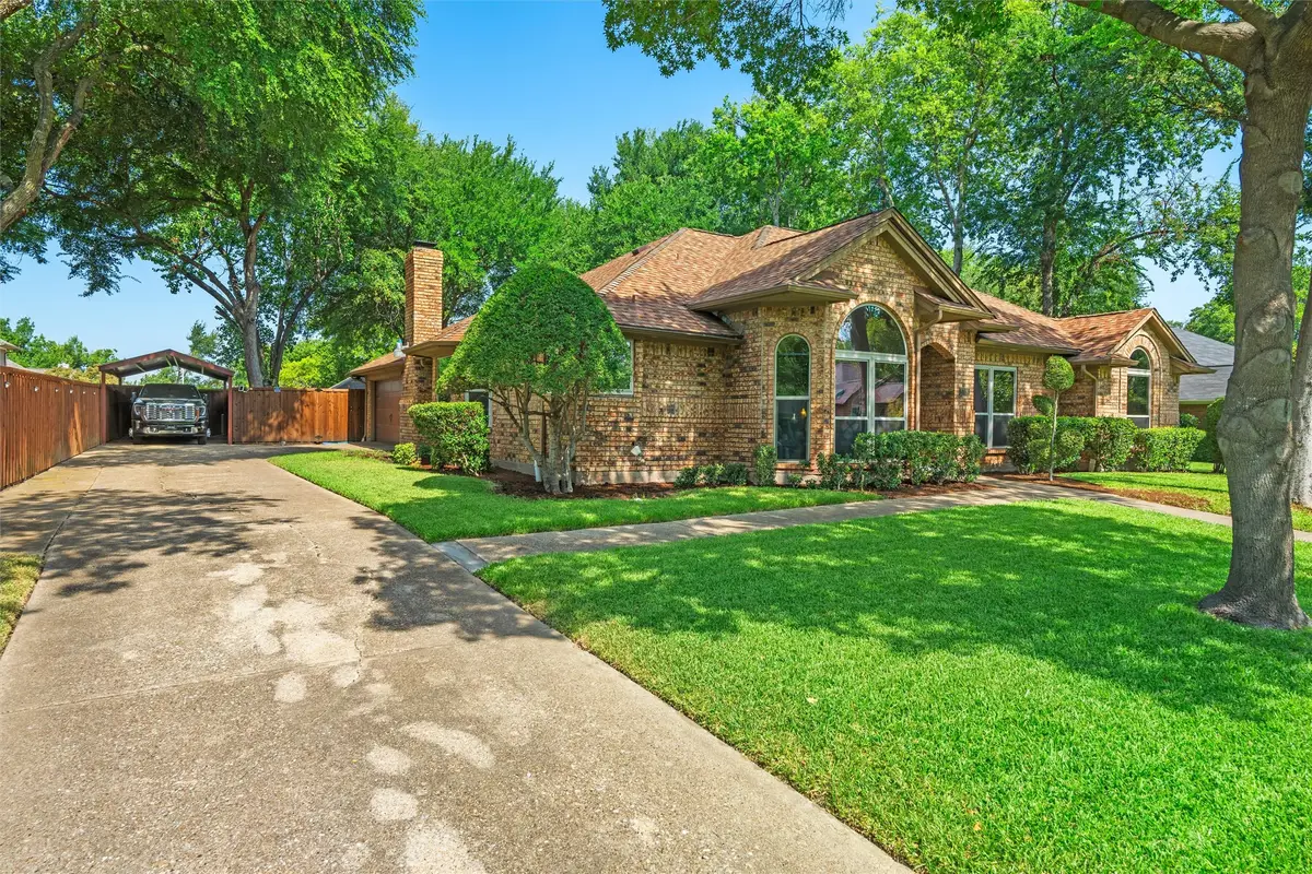 3704 Dahlia Drive, Grand Prairie, TX 75052 - #1