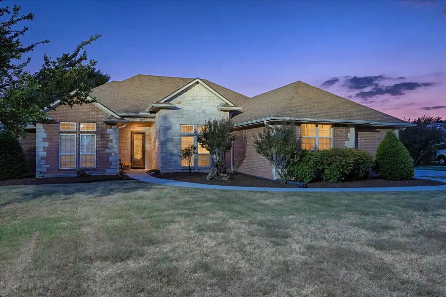 2101 W Emerald Bend Court, Granbury, TX 76049 - #2