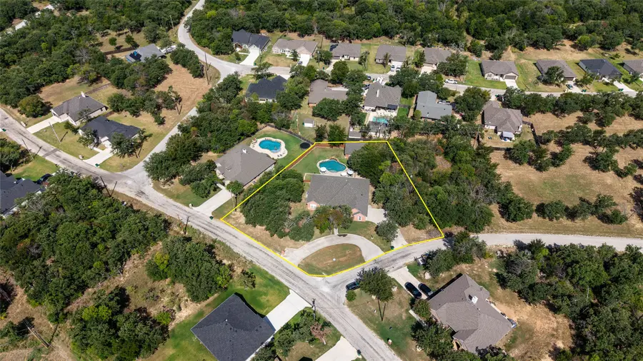 814 Haynie Drive, Runaway Bay, TX 76426 - #2