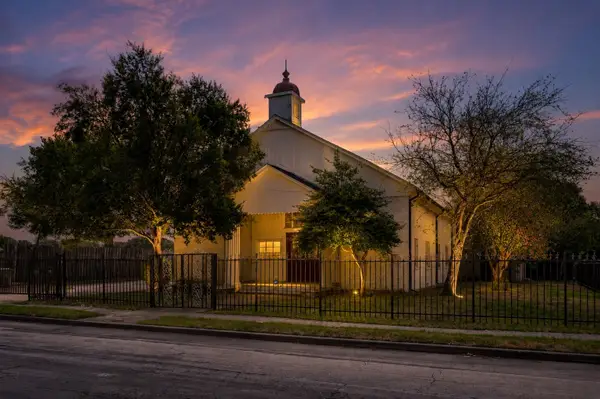 2602 Kings, Dallas, TX 75219