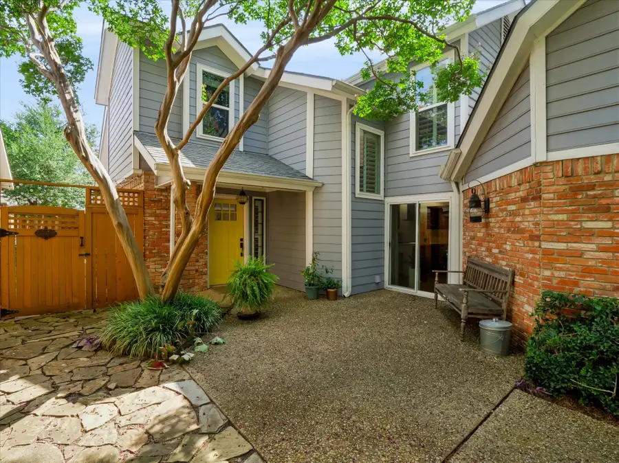 4040 Rive Lane, Addison, TX 75001 - #3