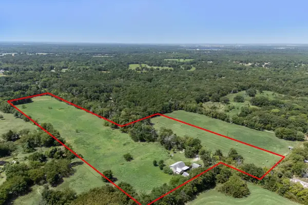 13905 Debbie Lane, Quinlan, TX 75474