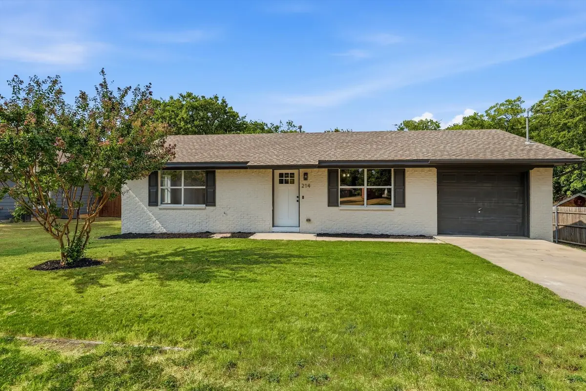 214 E Evans Street, Pilot Point, TX 76258 - #1