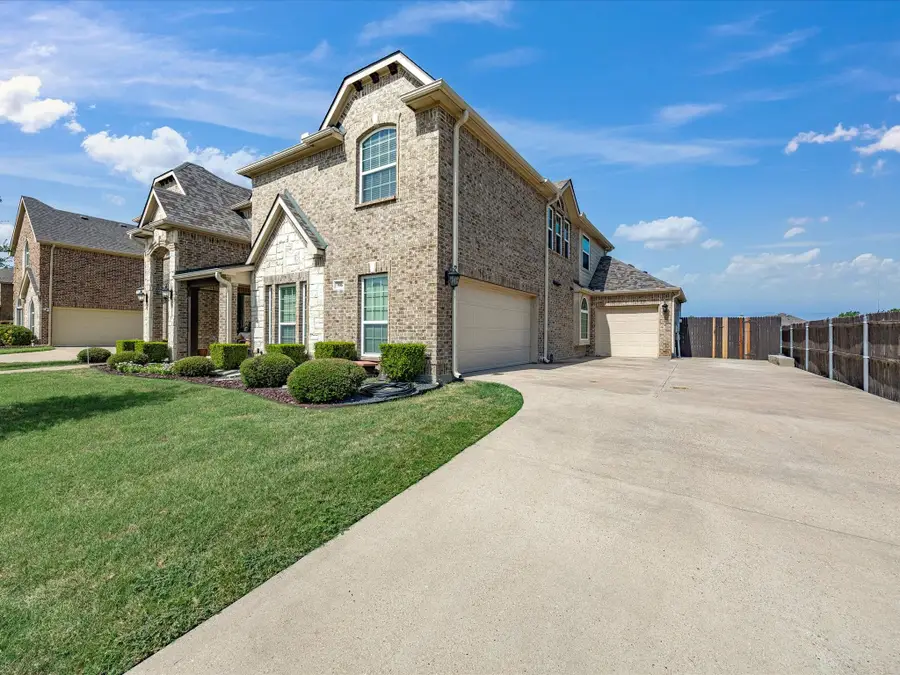 906 Hidden Lakes Drive, Cedar Hill, TX 75104 - #3