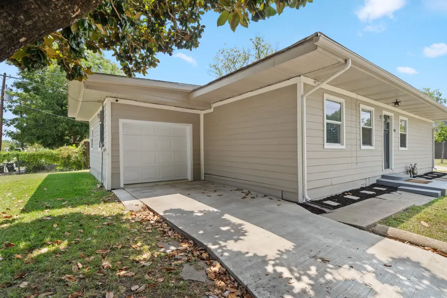 3305 King Street, Greenville, TX 75401 - #2
