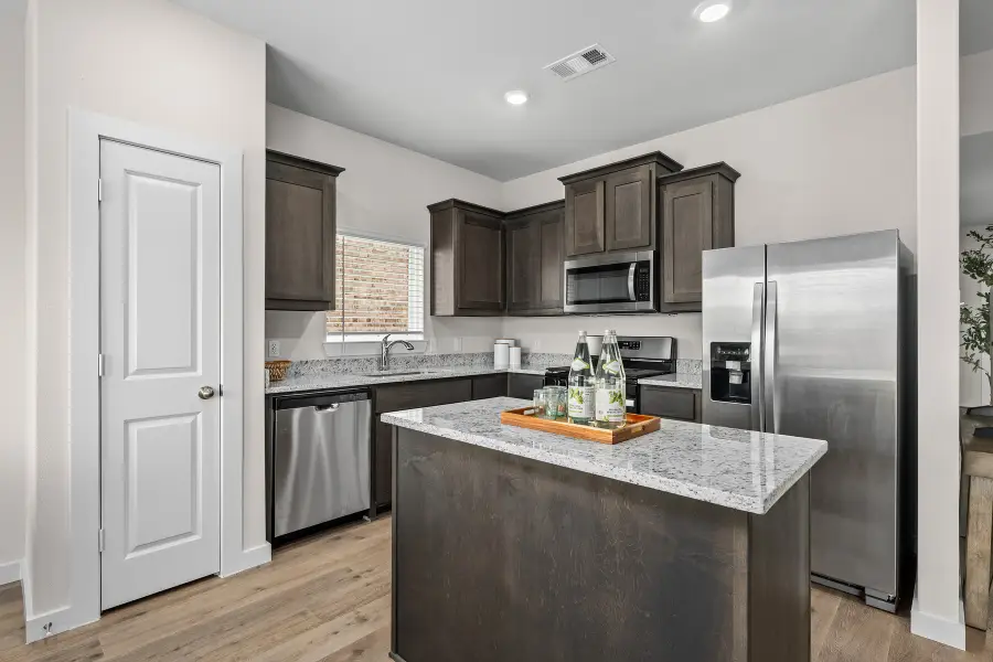 936 Cawthorne Trail, Fort Worth, TX 76108 - #2