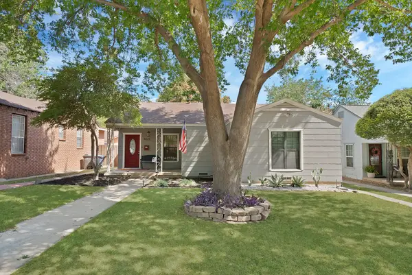 4028 Locke Avenue, Fort Worth, TX 76107