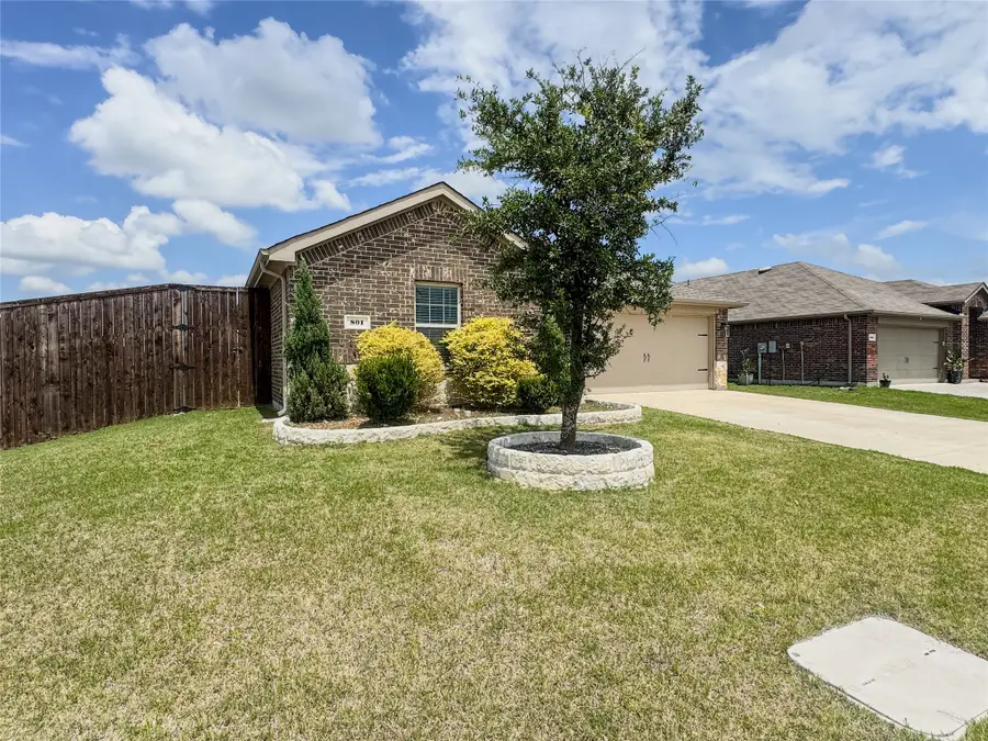 801 Meadow Creek Lane, Josephine, TX 75189 - #2