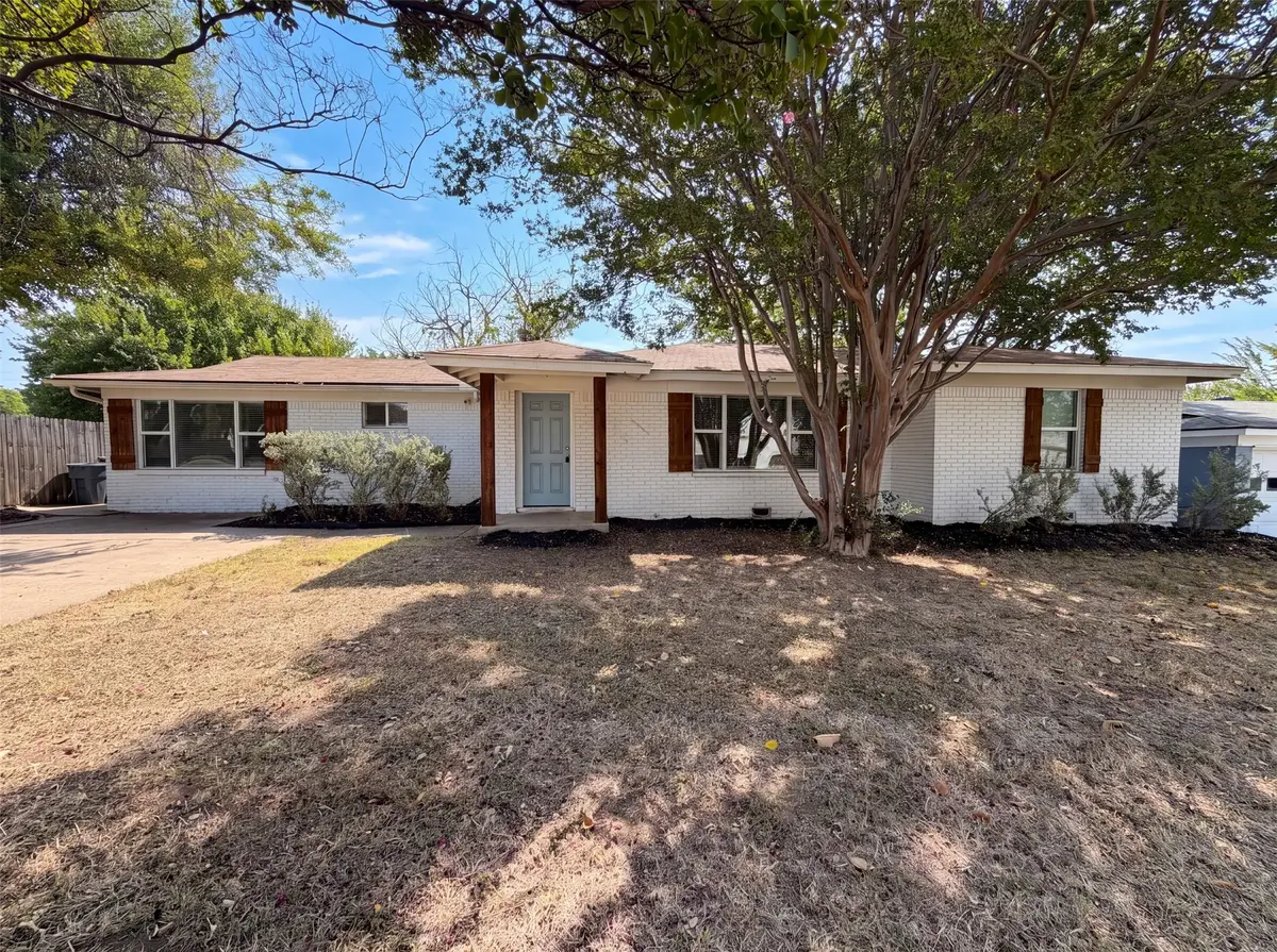 832 Central Drive, Bedford, TX 76022 - #1