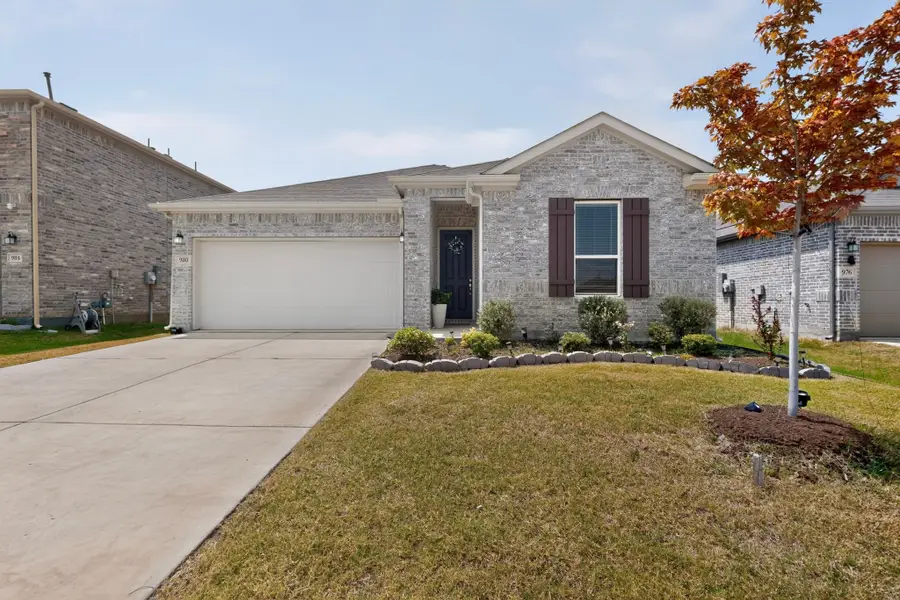 980 Burnett Drive, Aubrey, TX 76227 - #2