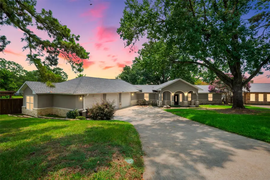 211 Lake Front Drive, Mabank, TX 75156 - #2