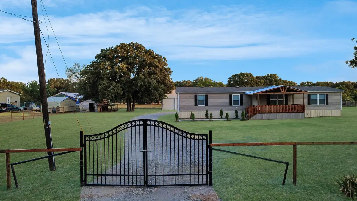 1800 County Road 2105, Kemp, TX 75143 - #1