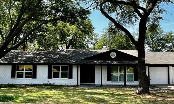 8117 Rush Street, Benbrook, TX 76116