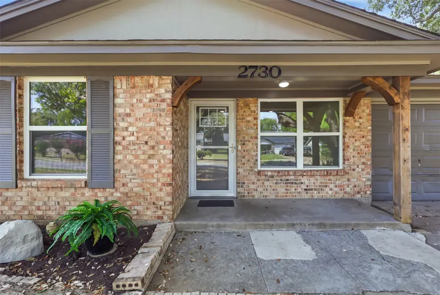 2730 Ridgewood Street, Irving, TX 75062 - #3